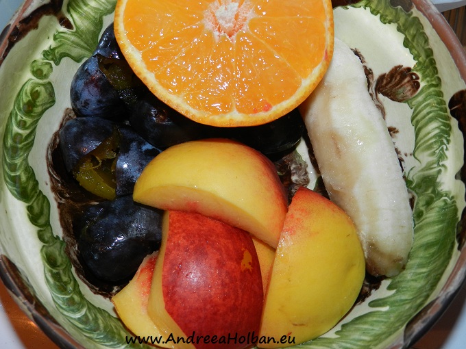 Piure de prune, banana, nectarina si minola (dupa 8 luni)