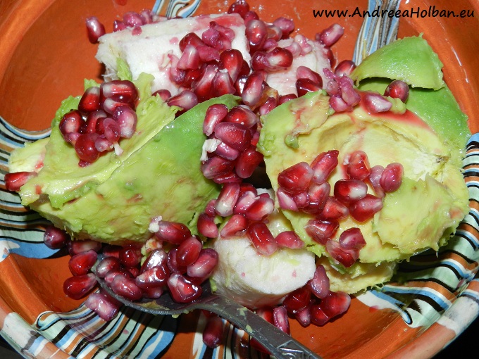 Piure de banana, avocado si rodie (dupa 8 luni)