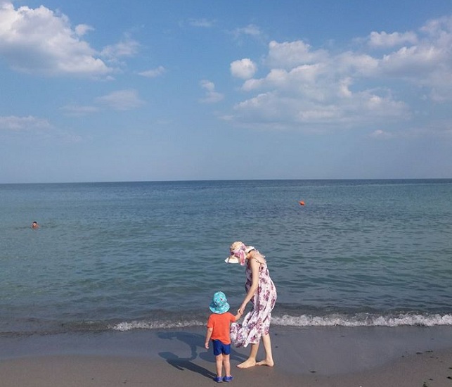 mare plaja vacanta concediu bebe