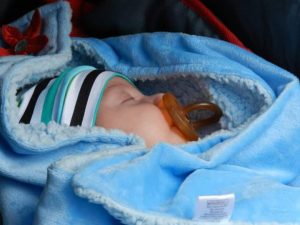 Cum renuntam la suzeta